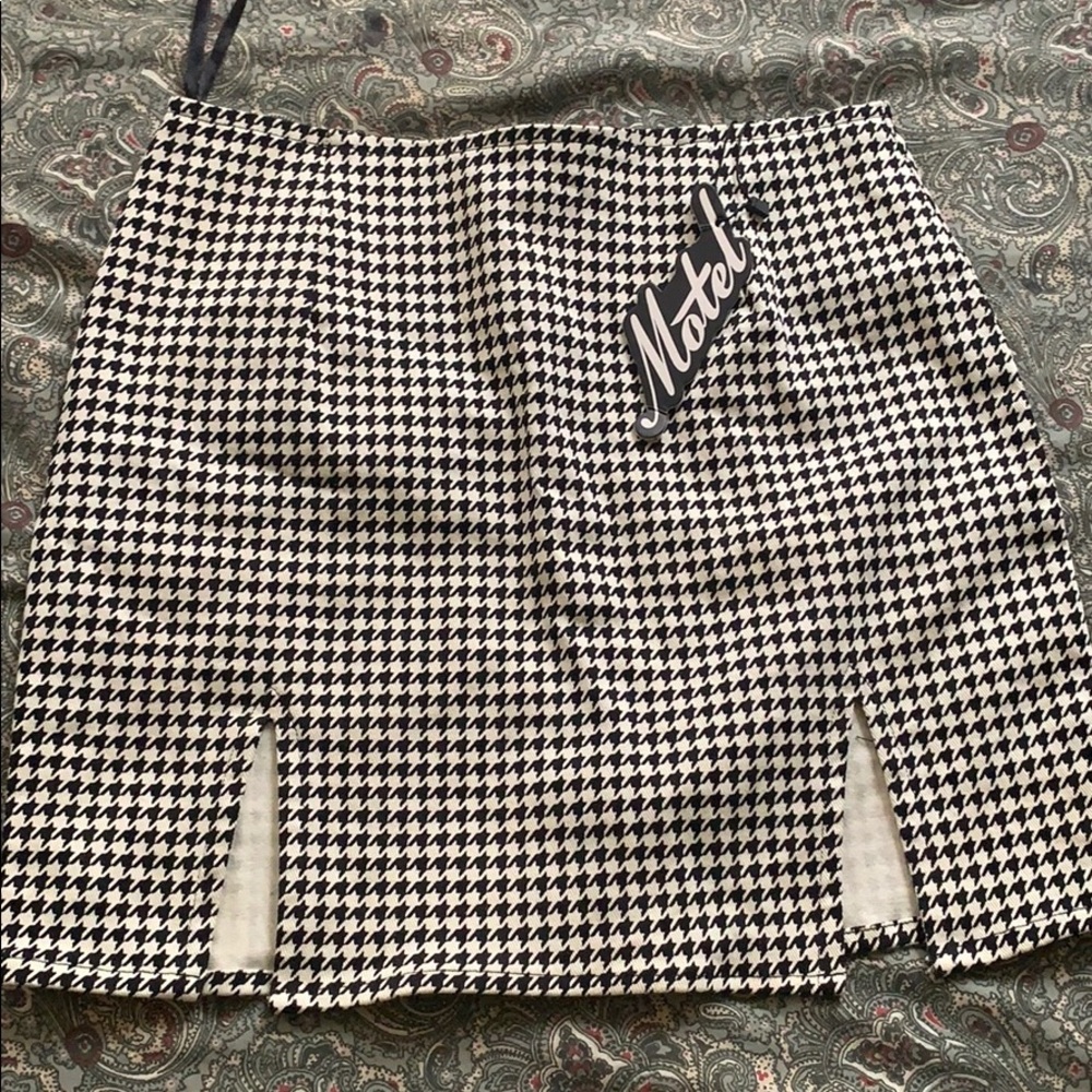 COPY - Motel mini houndstooth skirt XS